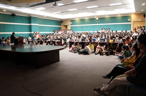 20130927-CHZ-03