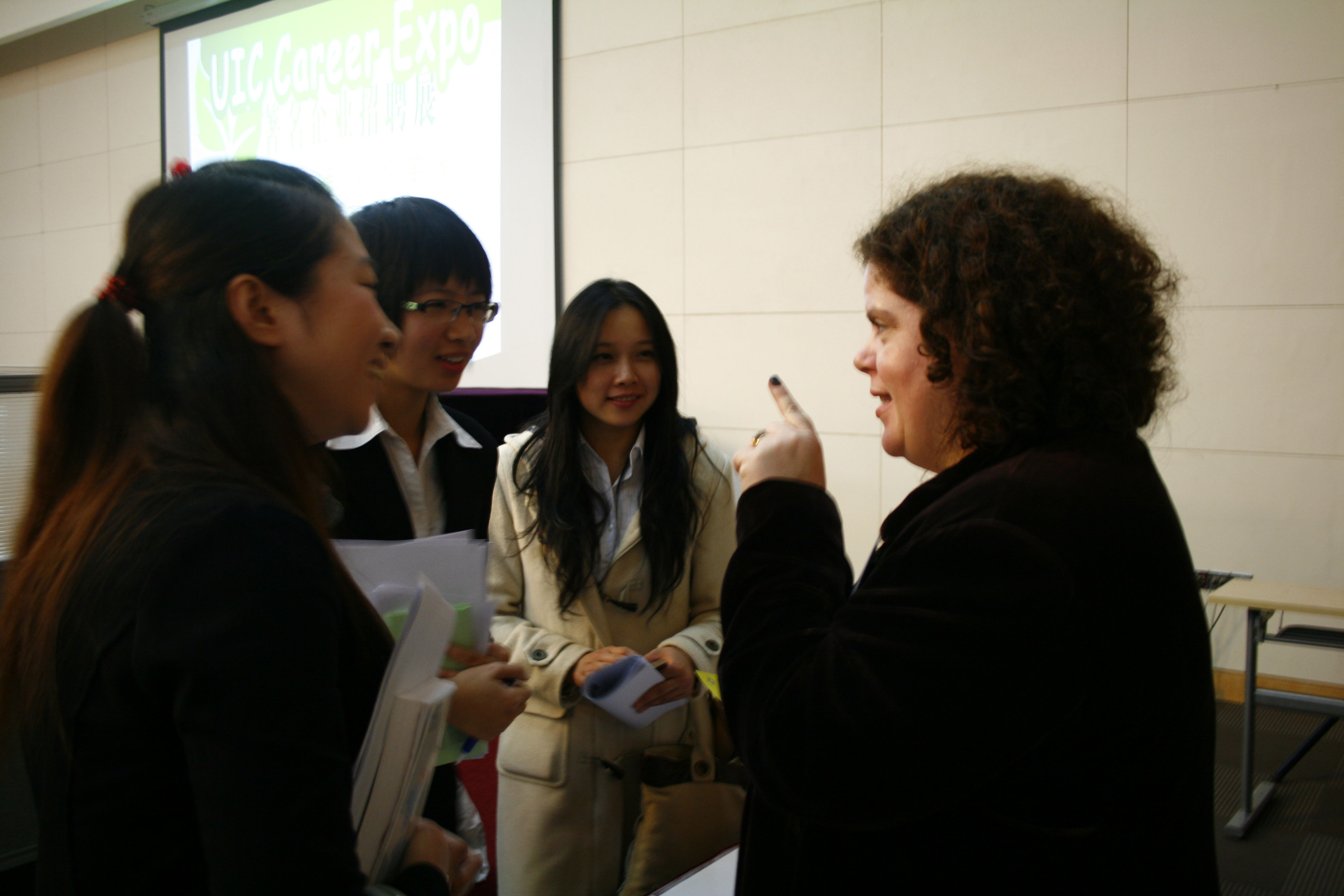 uic_career_expo_335.jpg uic_career_expo_335.jpg