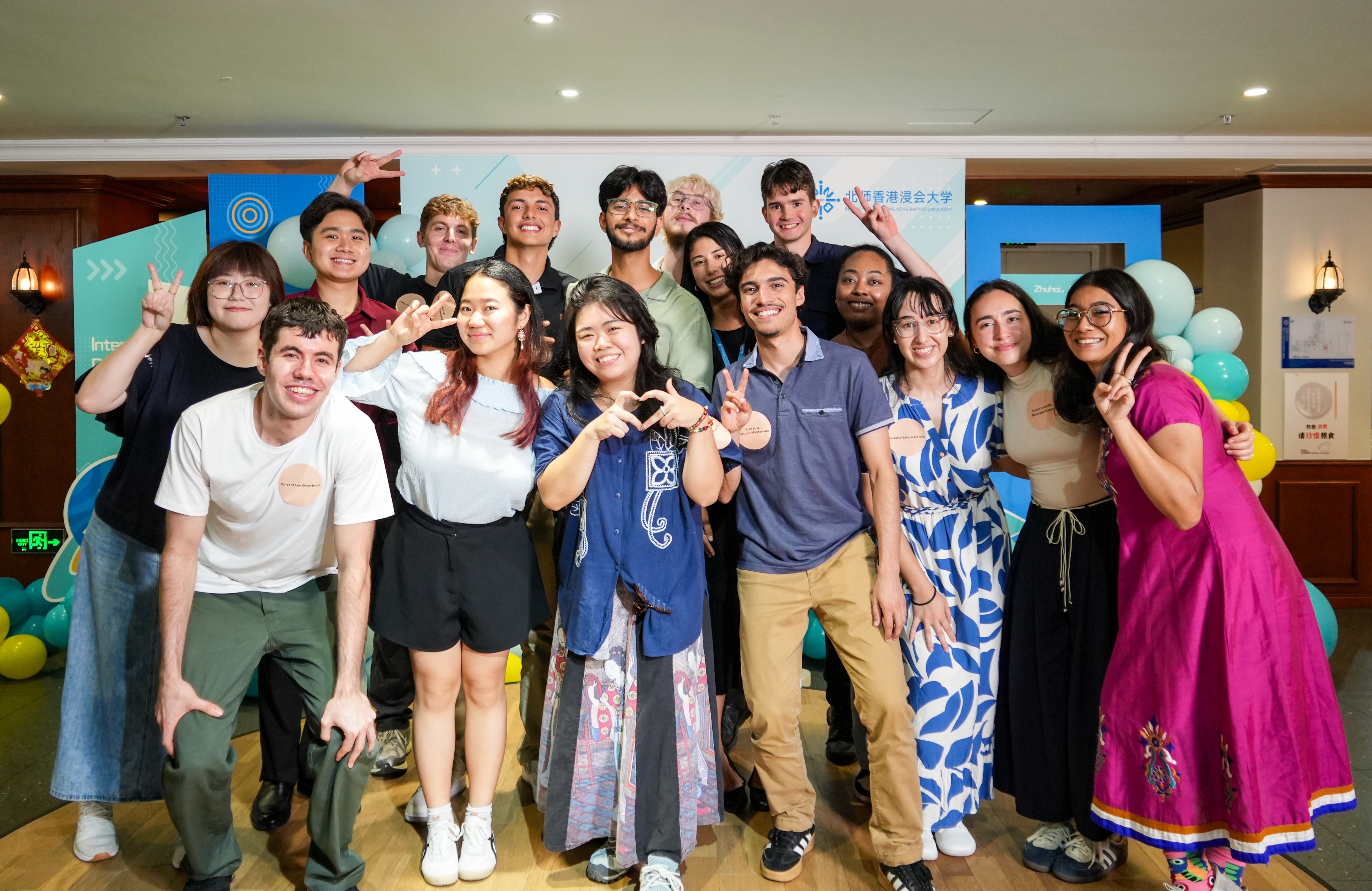 北师香港浸会大学(BNBU)国际生欢迎晚宴洋溢着欢乐的气氛(摄:何秋蓓)