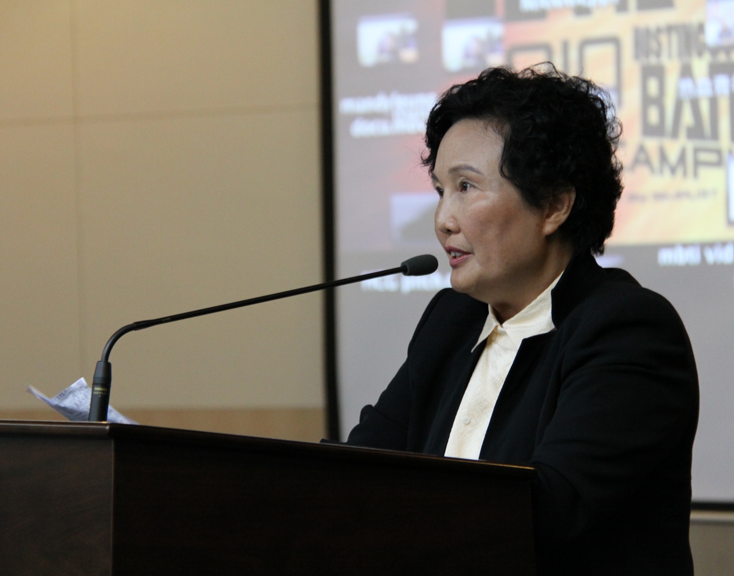 201006096.jpg 201006096.jpg