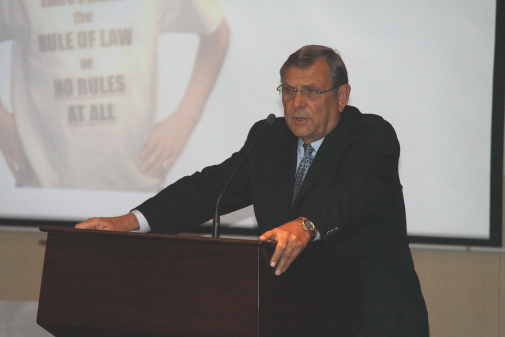 img_6064.jpg img_6064.jpg